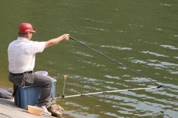 国庆节钓鱼用什么饵料(国庆节钓鱼技巧)