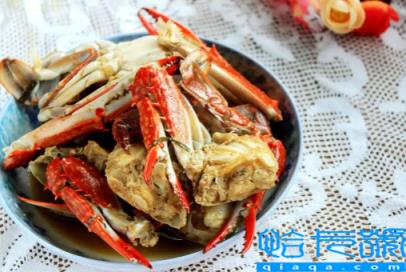 梭子蟹炒之前需要过水吗(炒梭子蟹之前要焯水吗)