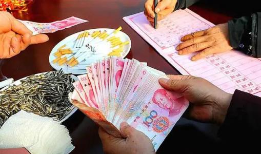 贵州一村庄酒席礼金只收30元(贵州礼金送单数好吗)