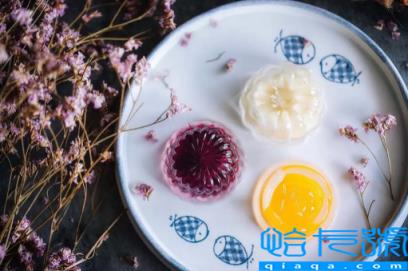 一个月饼的热量相当于几块披萨的热量(一个月饼热量相当于几个蛋挞)