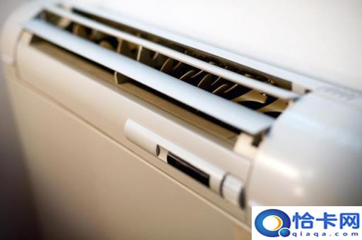 空调吹出的风有异味怎么办-要怎么处理呢用什么药(空调吹风有异味儿怎么处理)