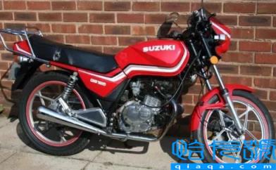 新买的摩托车必须在多久内上牌(摩托车上牌车主年龄限制吗)