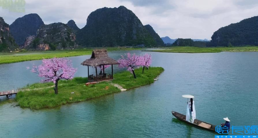 鱼塘租赁合同书是怎么写的(简单个人鱼塘承包合同)