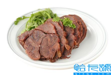 彩色的牛肉能吃吗(熟牛肉上有彩色是不是坏了)