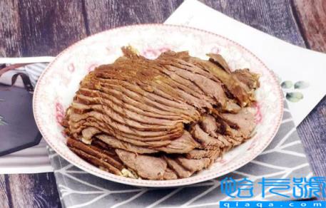 彩色的牛肉能吃吗(熟牛肉上有彩色是不是坏了)