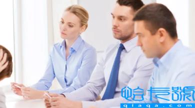 hr说还在面试其他人请耐心等待还有机会吗(面试叫回去等消息的是不是没有希望)