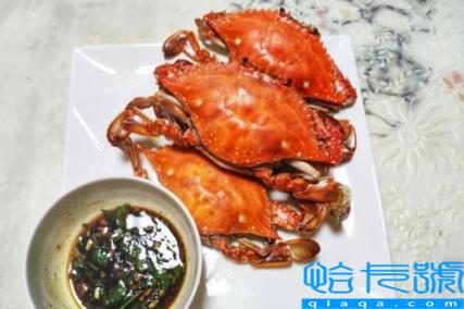 电饭煲蒸梭子蟹要先解冻吗(电饭煲蒸梭子蟹要放水吗)