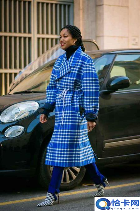 格子大衣怎么搭配(格子大衣的搭配效果)