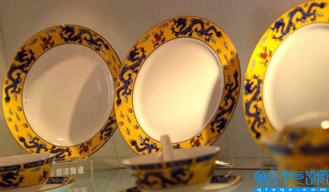 骨瓷和陶瓷的区别(两种瓷器哪个好)