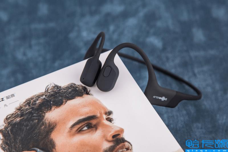 骨传导耳机对大脑危害有哪些(它的工作原理和特点有哪些)