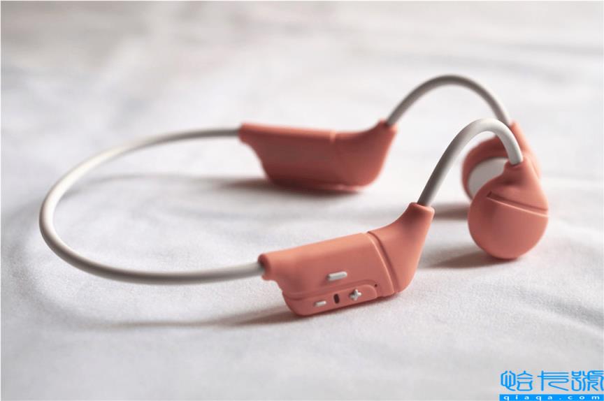 骨传导耳机对大脑危害有哪些(它的工作原理和特点有哪些)
