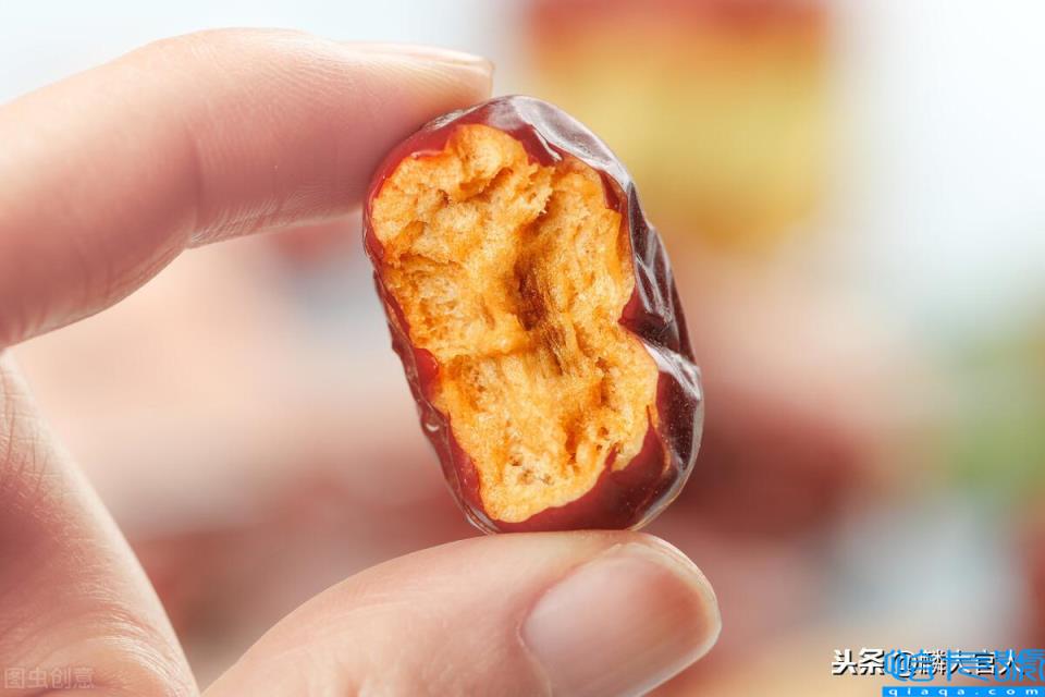 灰枣与红枣有什么区别(哪个营养价值更高)