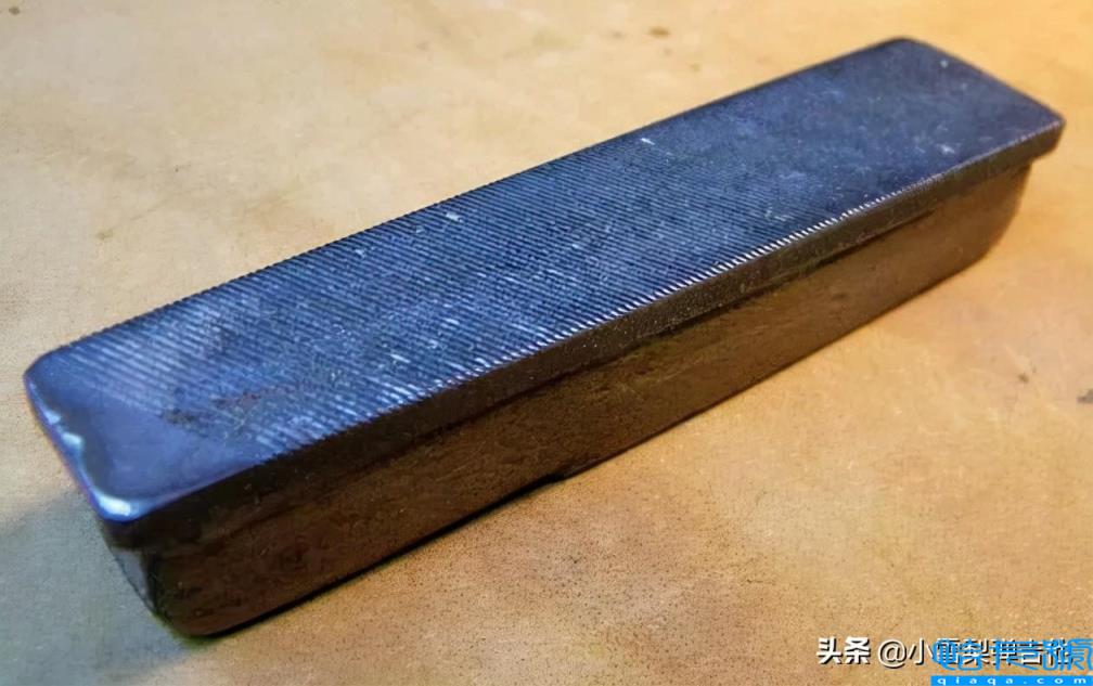 吉他弦距怎么调(吉他调弦距教程详解)