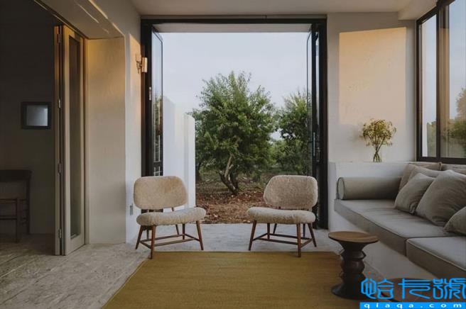 空调异味的原因及处理方法(空调出风有异味的4个原因)