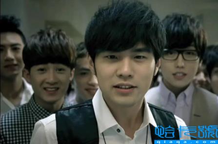 檀健次个人资料(1990年出生广西北海，12年前男团出道)