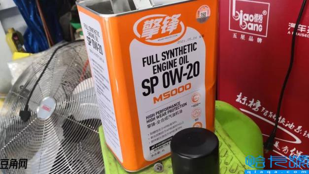 汽车换机油多少钱(机动车更换机油大概多少钱)
