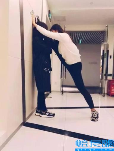 壁咚是什么意思啊(壁咚的正确姿势)