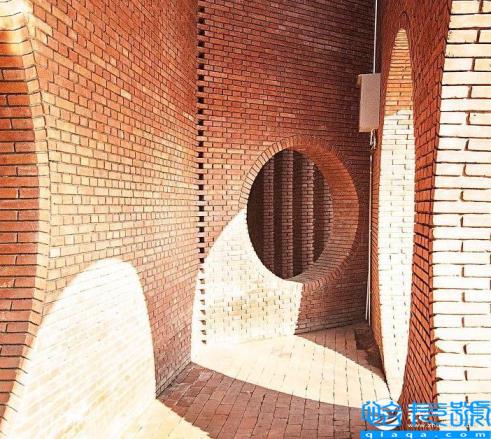 红砖青砖哪个好?(青砖和红砖的价格)