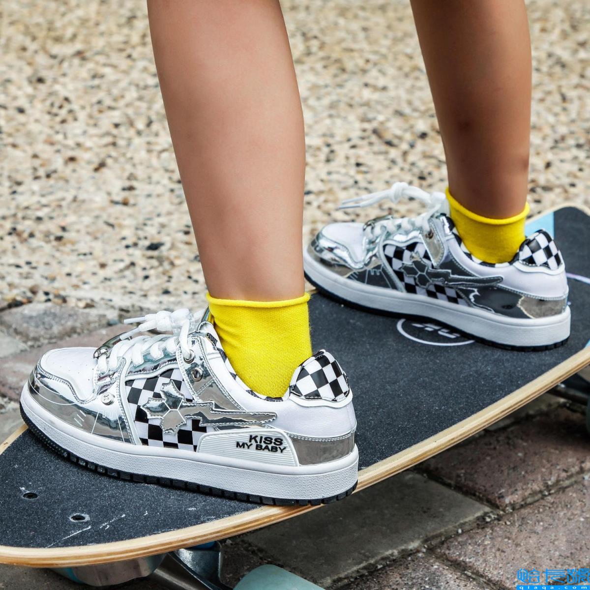 md鞋底是什么材质(鞋底eva是什么材质)