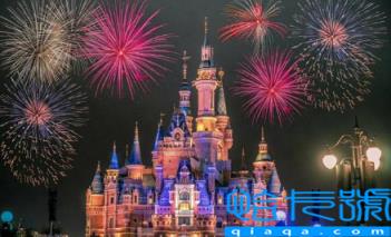 2022迪士尼国庆期间每天都有烟花吗(迪士尼在国庆时候烟花是几点放)