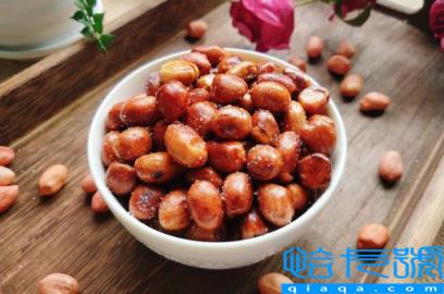 空气炸锅烤花生米需要里面放盘子吗(空气炸锅烤花生米可以不放烤盘吗)