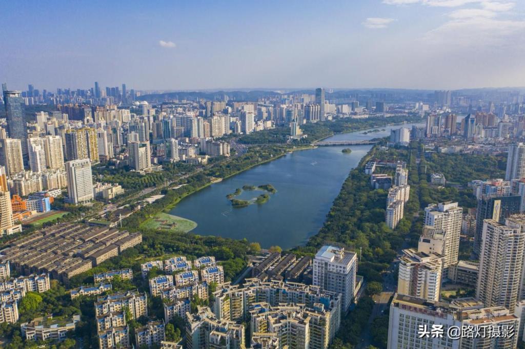 中国10大宜居城市最新出炉(国内十大幸福城市出炉)