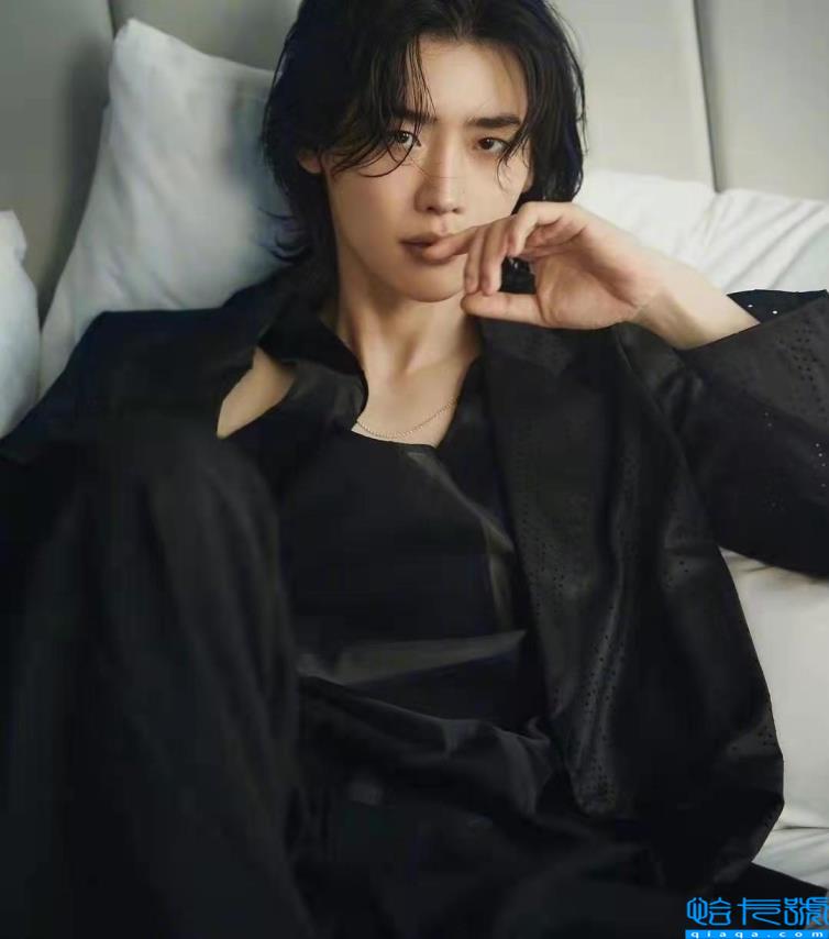 32岁李钟硕退伍后首部电影(李钟硕个人资料简介)