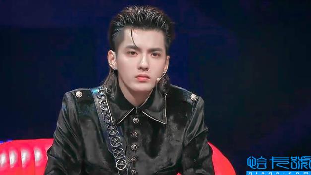 30岁的吴亦凡亲手“毁”掉了自己(吴亦凡个人简介个人资料)