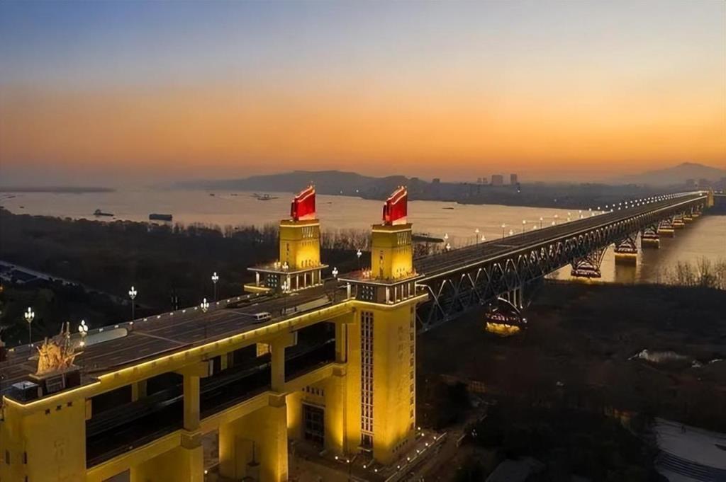 2022年6月英语四六级真题及答案(历年四级真题及答案解析)