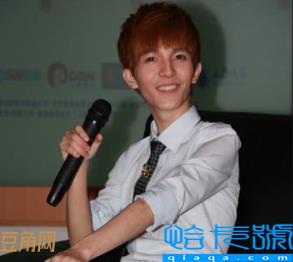 郭敬明朱梓骁发生了什么事(郭敬明跟朱)