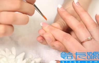 手指头脱皮是缺乏什么维生素(手指头脱皮是缺乏维生素C吗)