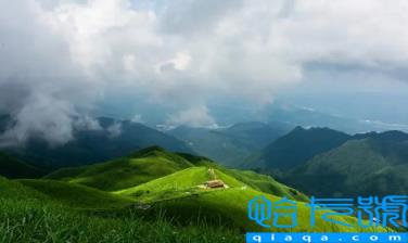 2022年国庆去武功山草还绿吗(武功山几月份去草最绿)