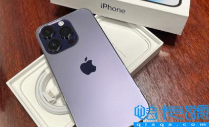 iPhone14传输数据后黑屏什么情况(新iphone怎么传输数据旧iphone没有反应)