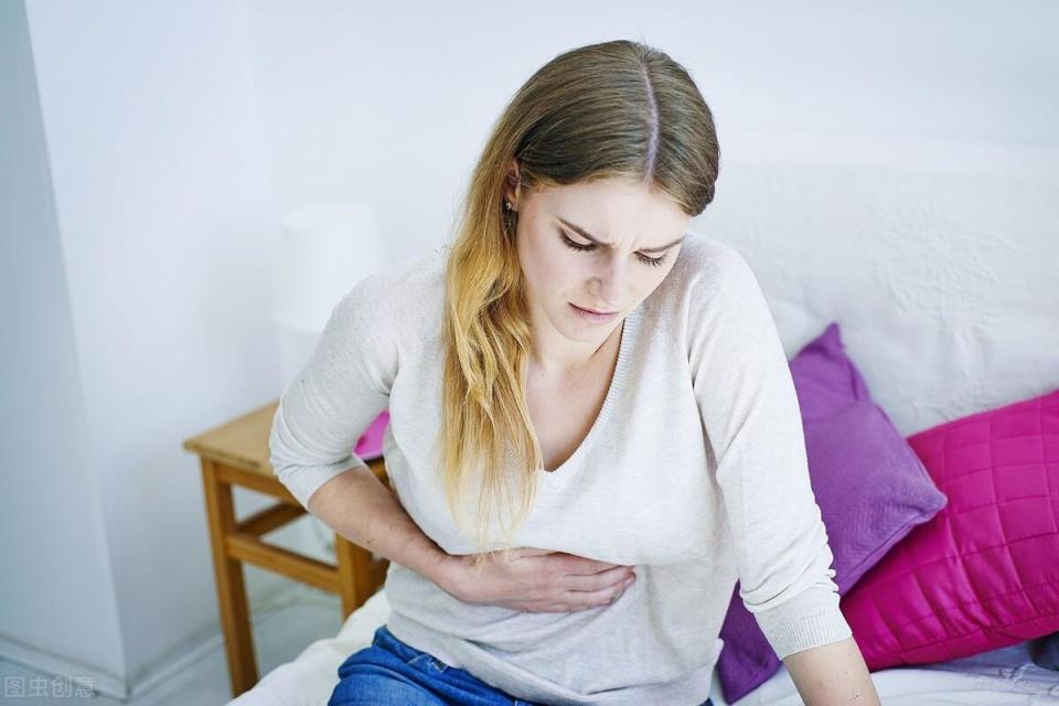 教你几招轻松缓解腹痛(肚子疼怎么缓解最快方法)