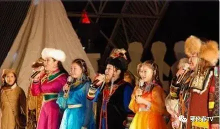 篝火晚会是哪个民族的(篝火晚会的起源和传统习俗)