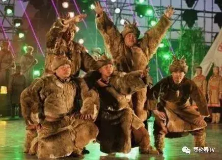 篝火晚会是哪个民族的(篝火晚会的起源和传统习俗)