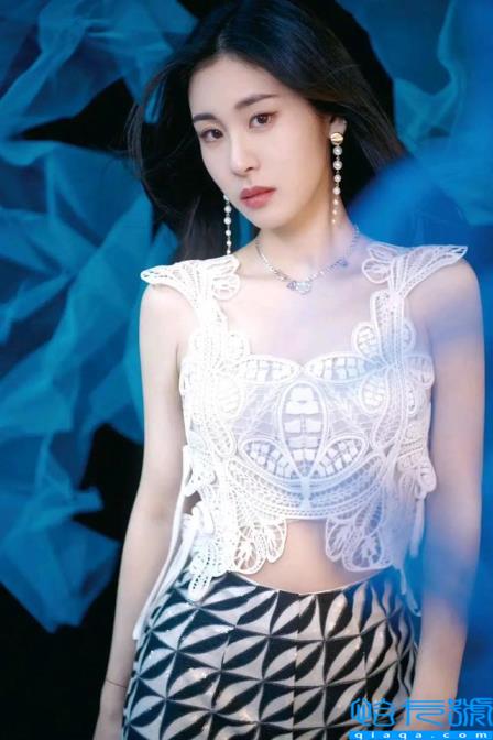 华晨宇新恋情再添实锤(华晨宇和张碧晨一起了吗)