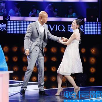 乐嘉回应强吻谢娜事件(乐嘉老婆李雪)