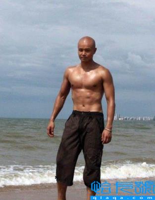 乐嘉回应强吻谢娜事件(乐嘉老婆李雪)