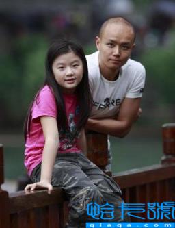 乐嘉回应强吻谢娜事件(乐嘉老婆李雪)