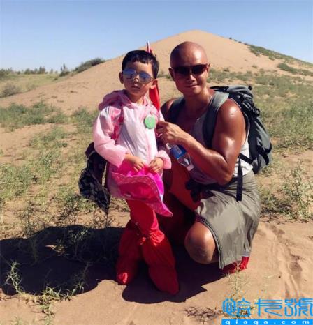 乐嘉回应强吻谢娜事件(乐嘉老婆李雪)