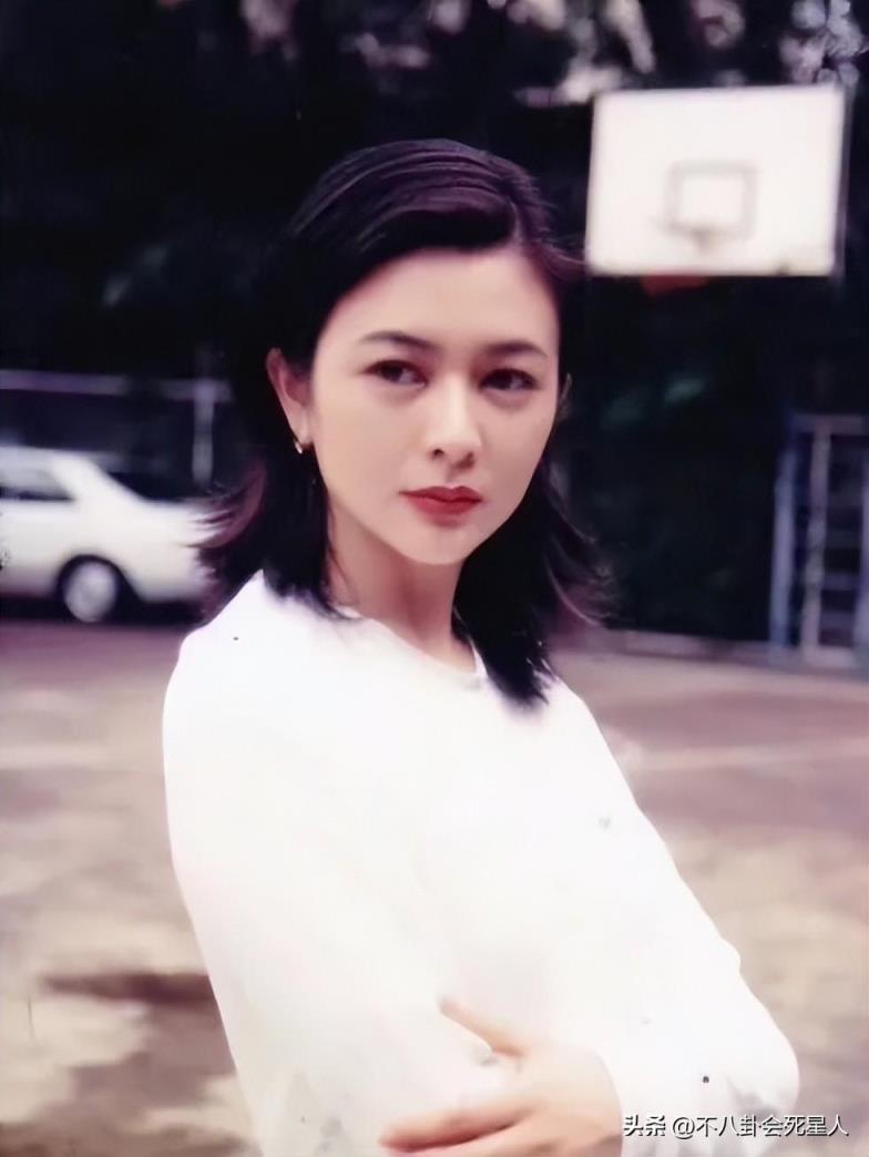 老舍和关晓彤是什么关系老舍（关晓彤是清朝公主吗）