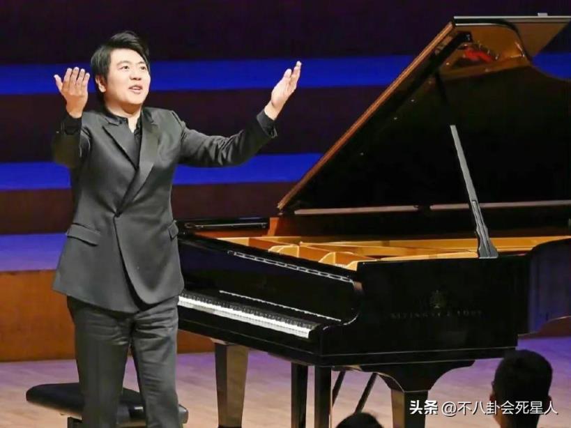 老舍和关晓彤是什么关系老舍（关晓彤是清朝公主吗）