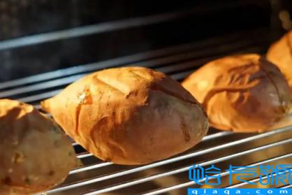 烤红薯烤糊了能吃吗(烤红薯糊了吃了会怎么样)