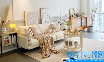 客厅浅灰好看还是米黄好看(客厅颜色是暖色用什么地毯好看)