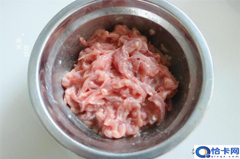 芹菜炒肉丝怎么做(芹菜炒肉丝的做法步骤)