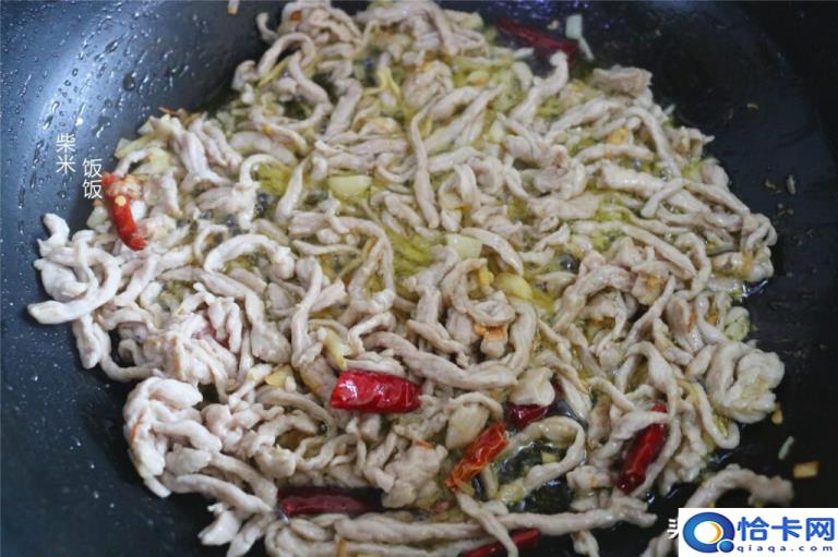 芹菜炒肉丝怎么做(芹菜炒肉丝的做法步骤)