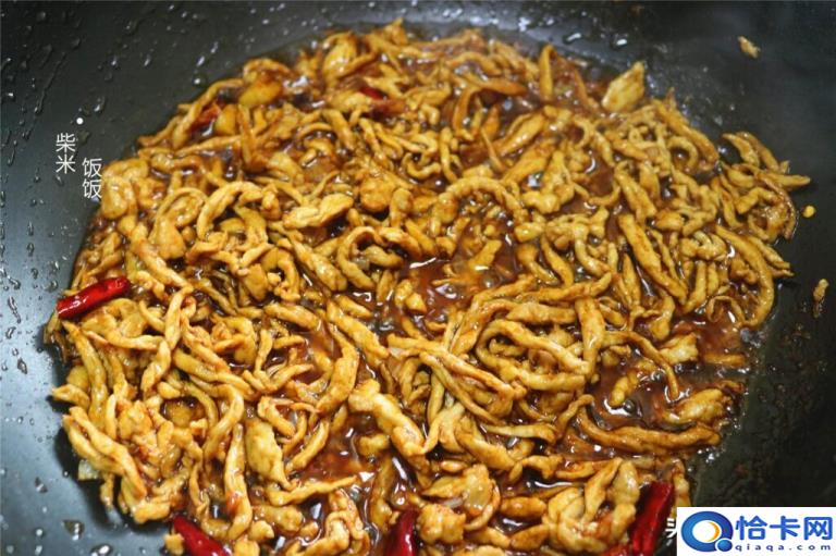 芹菜炒肉丝怎么做(芹菜炒肉丝的做法步骤)