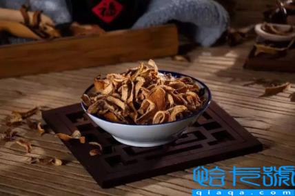 陈皮是越黑年份越久吗(陈皮年份越长就越黑吗)