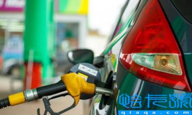 还有一半油就加油会有损害吗(到加油站千万不要说把油加满的原因)